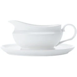 Maxwell And Williams White Basics Gravey Boat And Saucer 550ml